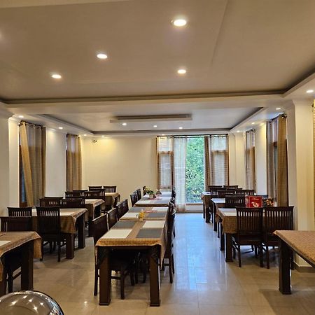 Hotel Akash Regency Маналі Екстер'єр фото